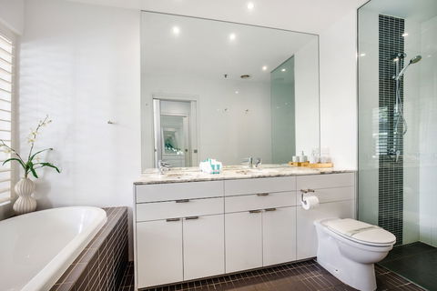 Ultra Broadbeach - Accommodation QLD 4