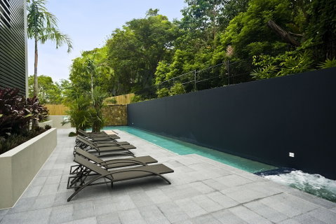 Coconut Grove - Accommodation QLD 4