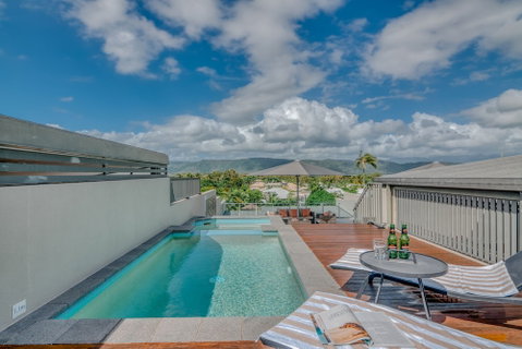 Coconut Grove - Accommodation QLD 5