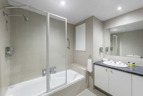 Riverside Apartments Melbourne - Accommodation QLD 2