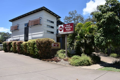 Best Western Plus Quarterdecks Retreat - Accommodation QLD 6