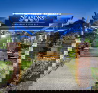 Ambassador on Ruthven - Accommodation QLD