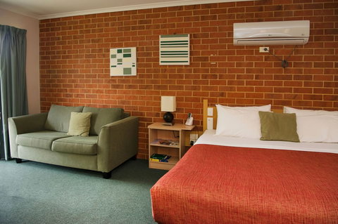 Rose Garden Motel - Accommodation QLD 5