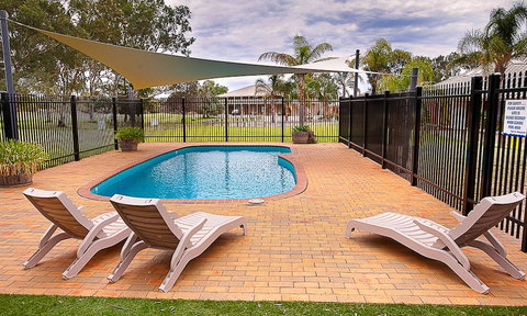 The Standpipe Golf Motor Inn - Accommodation QLD 3