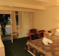 Absolute Lakes Entrance - Accommodation QLD