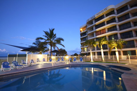 San Simeon Apartments - Accommodation QLD 4