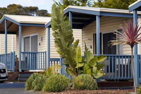 Amaroo Holiday Park - Accommodation QLD 3