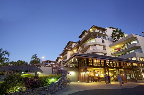 At Water's Edge Resort - Accommodation QLD 0