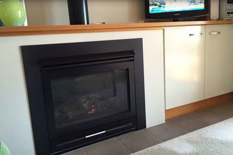 Hermitage Lodge - Accommodation QLD 6