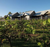 Hermitage Lodge - Accommodation QLD