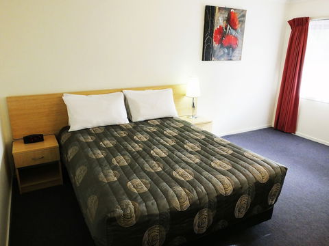 Edinburgh Motor Inn - Accommodation QLD 5