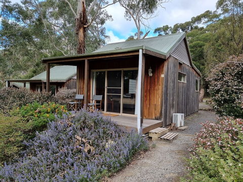 D'Altons Studios - Accommodation QLD 3