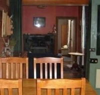 McIntosh Cottages - Accommodation QLD