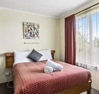 Sharonlee Strahan Villas - Accommodation QLD