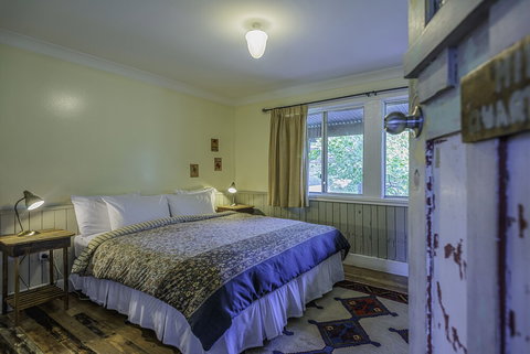 Old Leura Dairy - Accommodation QLD 4