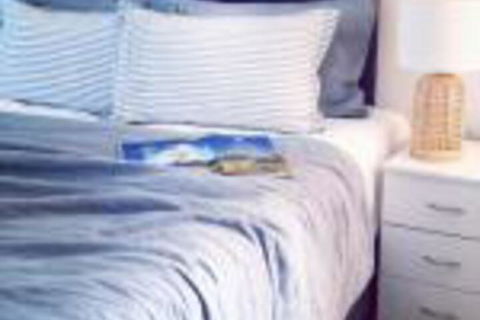 Ruskin House - Accommodation QLD 0