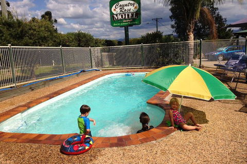 Country Rose Motel Warwick - Accommodation QLD 2