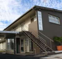 Golden Shores Airport Motel - Accommodation QLD