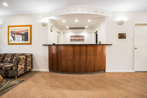 Karratha Central Apartments - Accommodation QLD 5