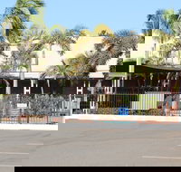 Karratha Central Apartments - Accommodation QLD