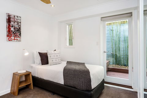 A PERFECT STAY - A Top Spot - Accommodation QLD 3