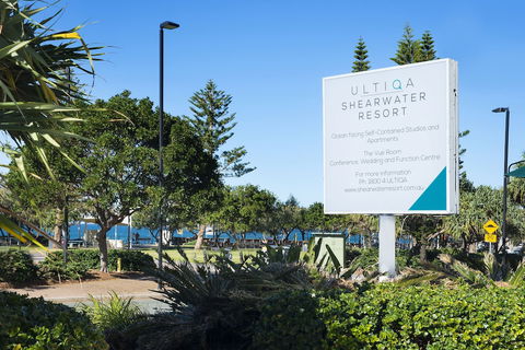 ULTIQA Shearwater Resort - Accommodation QLD 0