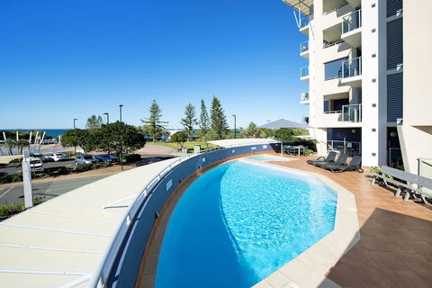ULTIQA Shearwater Resort - Accommodation QLD 4