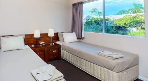 Cable Beachside Villas - Accommodation QLD 4