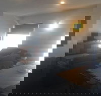 Penguin Seaside Motel - Accommodation QLD