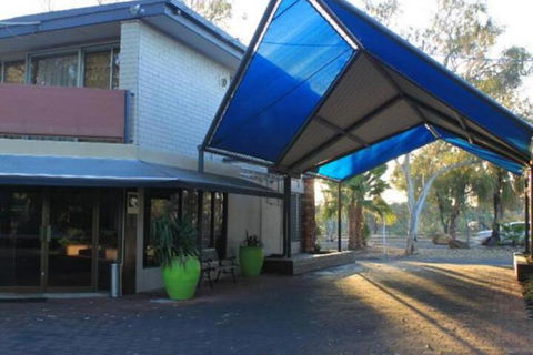 Ibis Styles Alice Springs Oasis - Accommodation QLD 2