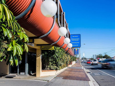 Comfort Inn And Suites Manhattan - Accommodation QLD 0