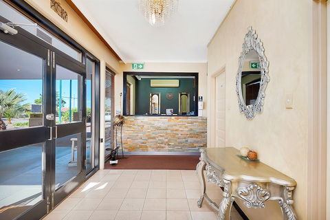 Alexander Motel Whyalla - Accommodation QLD 2