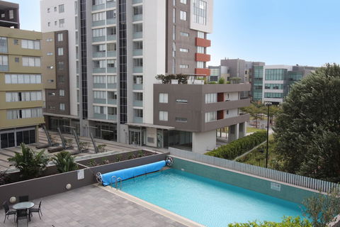 Honeysuckle Executive Apartments - Accommodation QLD 1