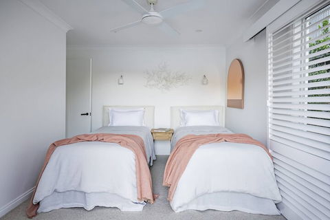 Calabash Bay Lodge - Accommodation QLD 3