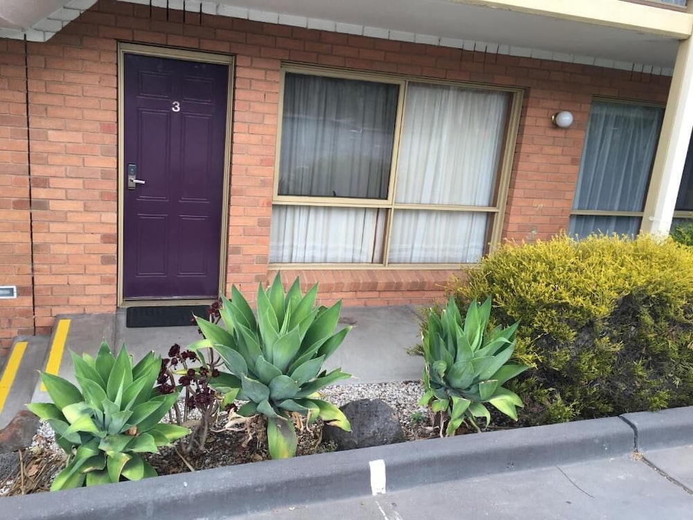 Strathmore Heights VIC Accommodation QLD