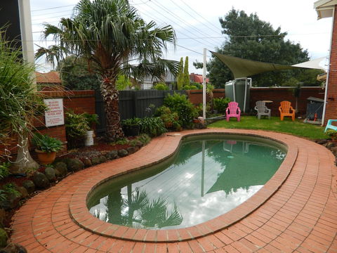 Werribee Motel & Apartments - Accommodation QLD 1