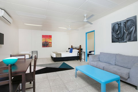 Cairns City Sheridan - Accommodation QLD 4