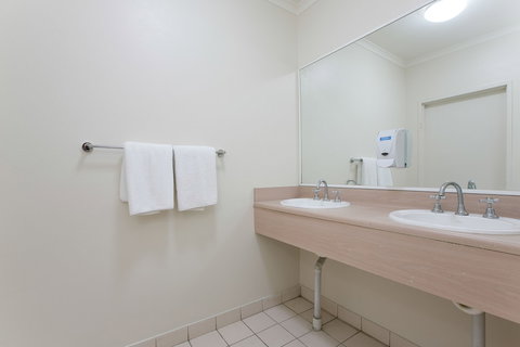Cairns City Sheridan - Accommodation QLD 5