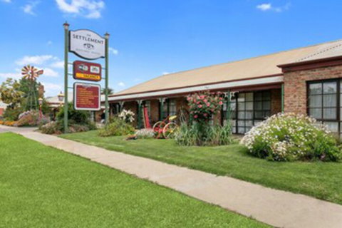The Settlement Historic Hotel - Accommodation QLD 0