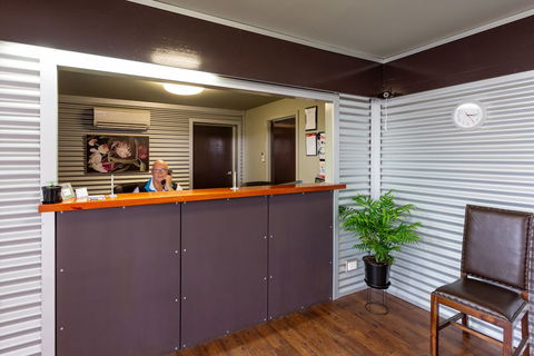 Morwell Motel - Accommodation QLD 2