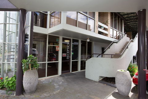 Morwell Motel - Accommodation QLD 3