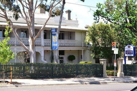 Richmond Hill Hotel - Accommodation QLD 1