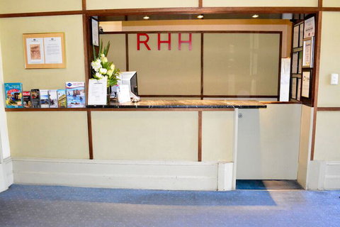 Richmond Hill Hotel - Accommodation QLD 6