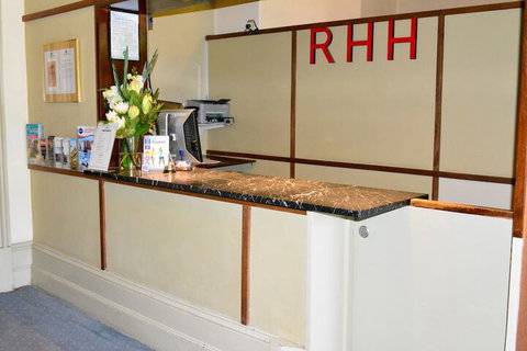 Richmond Hill Hotel - Accommodation QLD 4