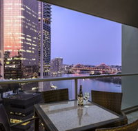 Oaks Brisbane on Felix Suites - Accommodation QLD