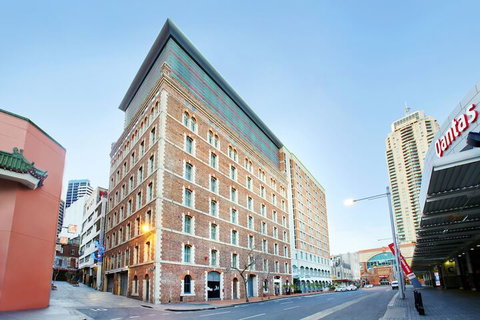 Holiday Inn Darling Harbour, An IHG Hotel - Accommodation QLD 1