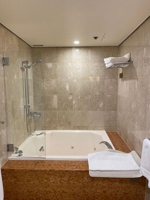 Hilton Adelaide - Accommodation QLD 3
