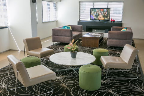 Alpha Hotel Eastern Creek - Accommodation QLD 6