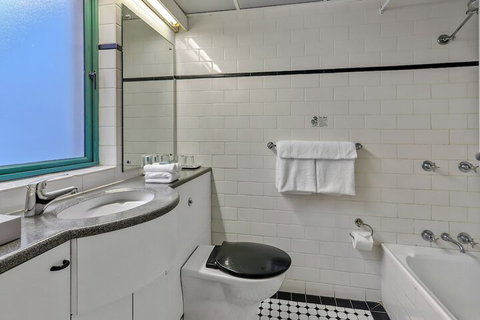 Morgans Boutique Hotel - Accommodation QLD 7