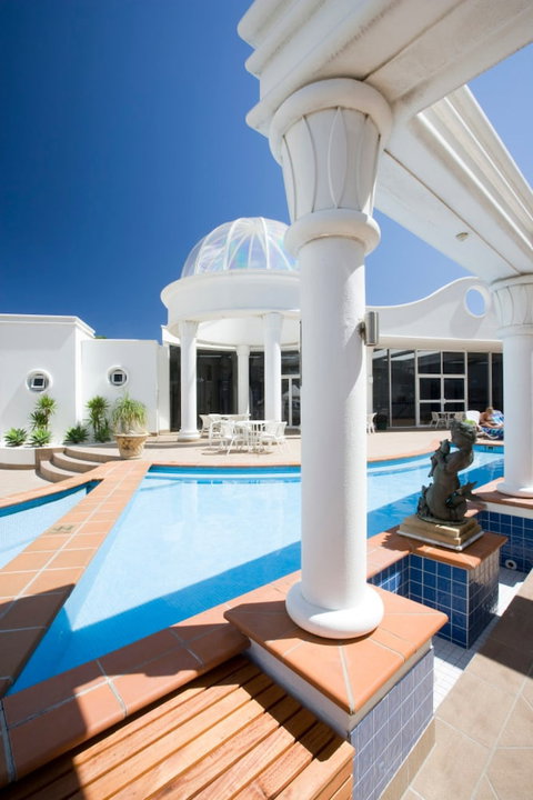 Phoenician Resort - Accommodation QLD 6